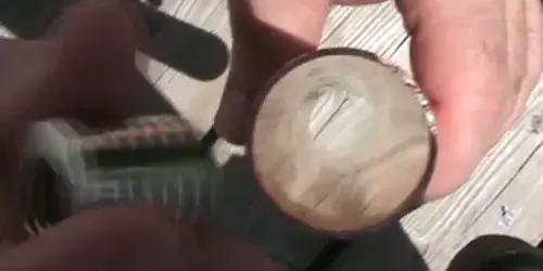 freinage d'un aimant dans un tube en cuivre