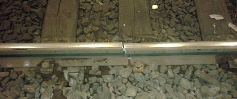 rail cassé sous l'effet du froid